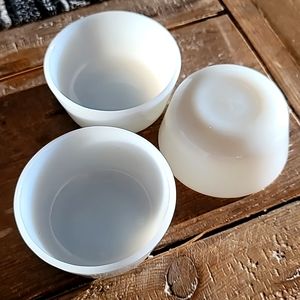 3 vintage Fire King bowls